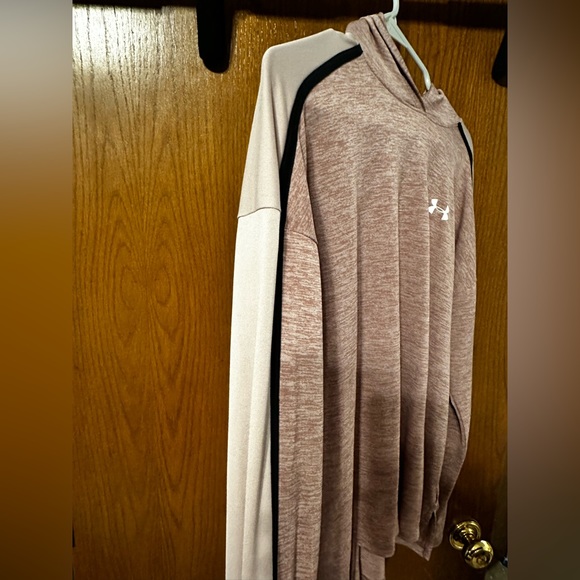 Under Armour Dusty Rose Athletic/Athleisure Hoodie - Picture 2 of 4